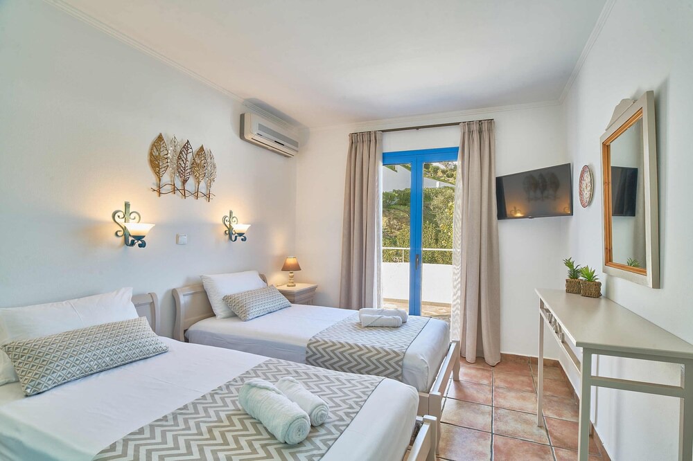 Photo of Bedroom in Stalos