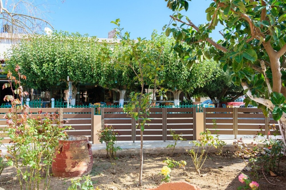 Photo of Outdoor in Platanos