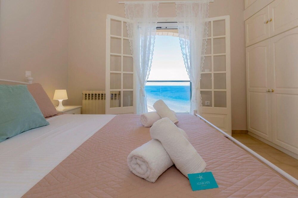 Photo of Bedroom in Apraos