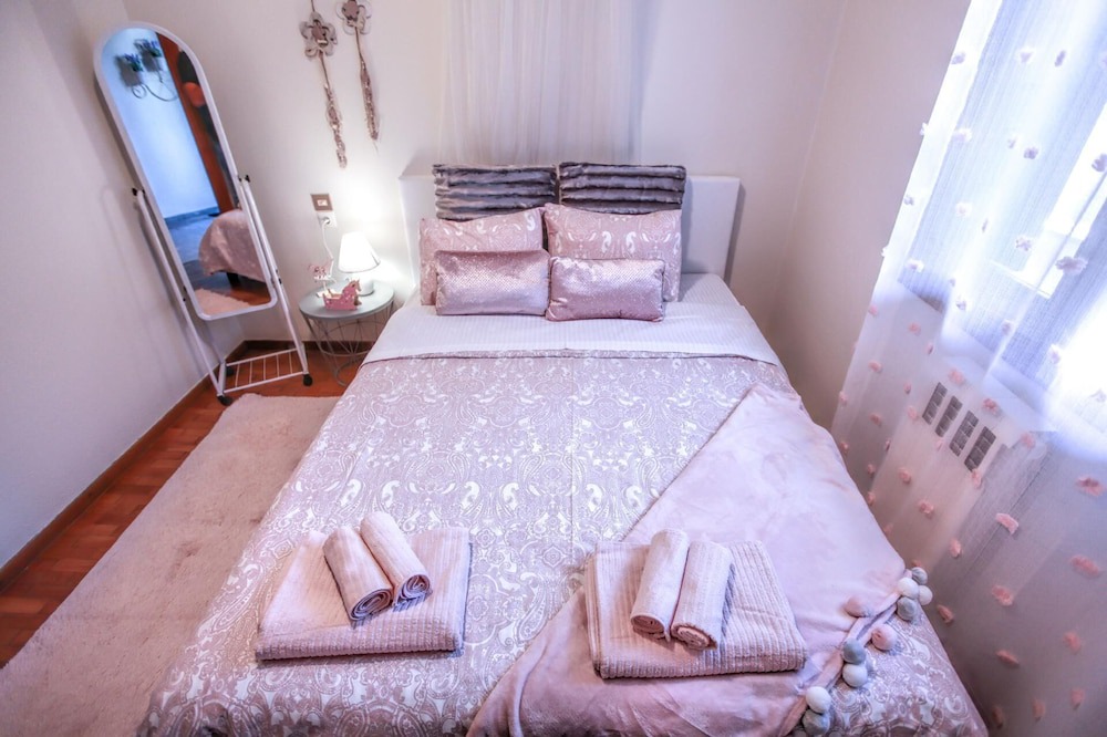 Photo of Bedroom in Kalambaka
