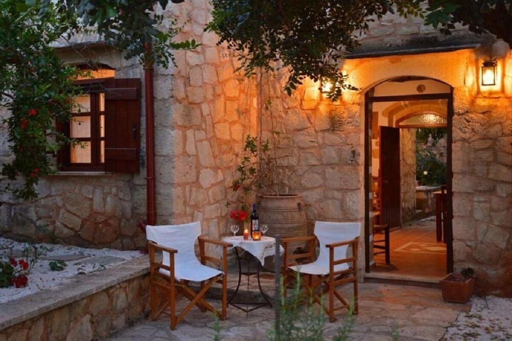 Photo of Patio Balcony in Vamos