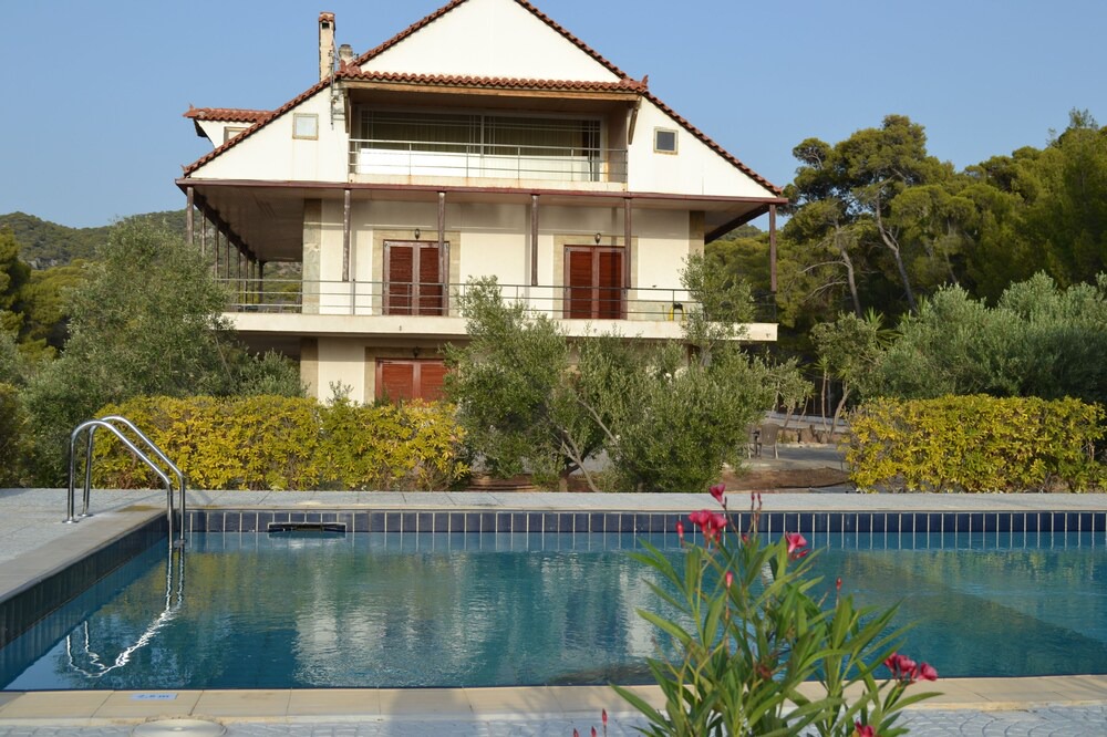 Photo of Outdoor in Loutraki-Agioi Theodoroi