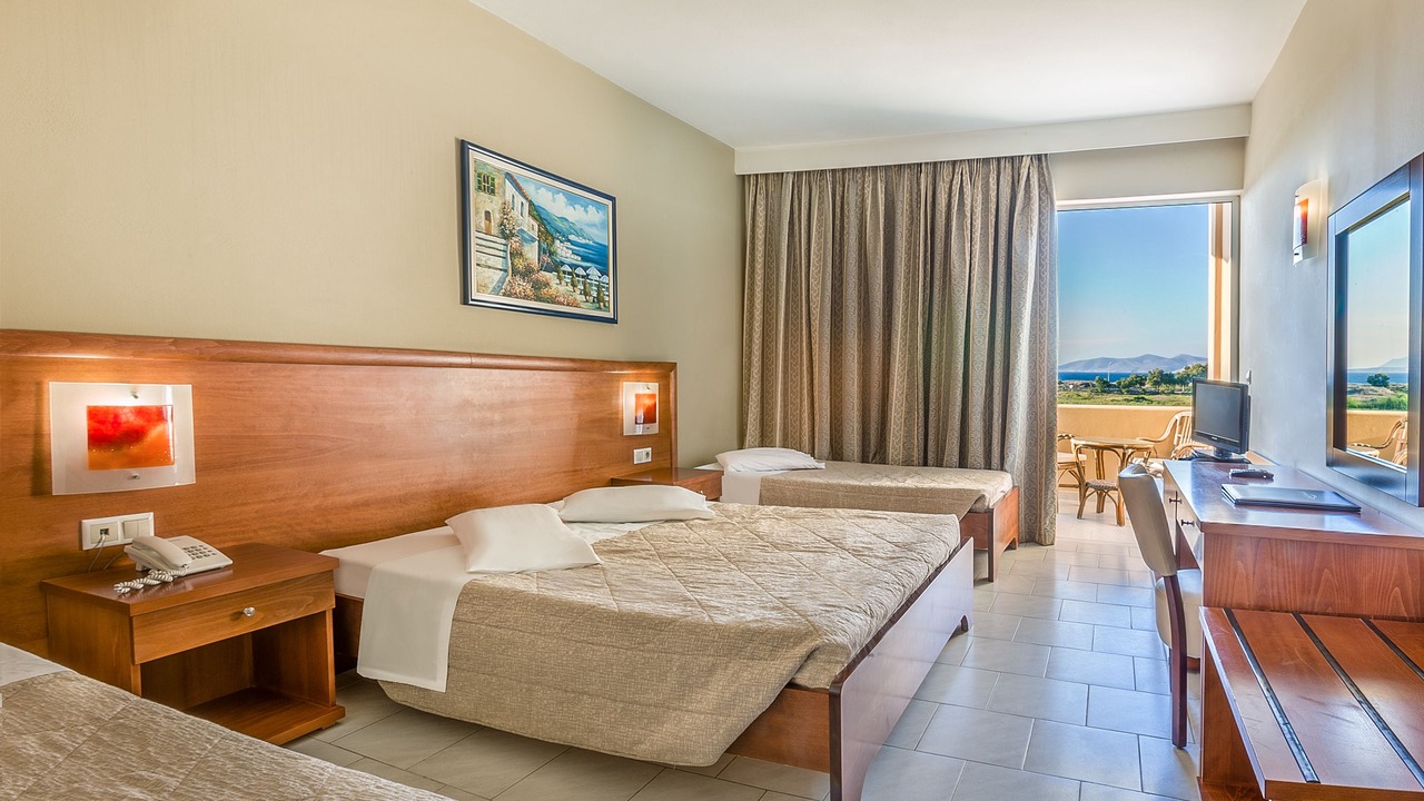 Photo of Bedroom in Marmari
