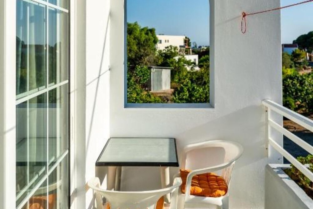 Photo of Patio Balcony in Asgourou