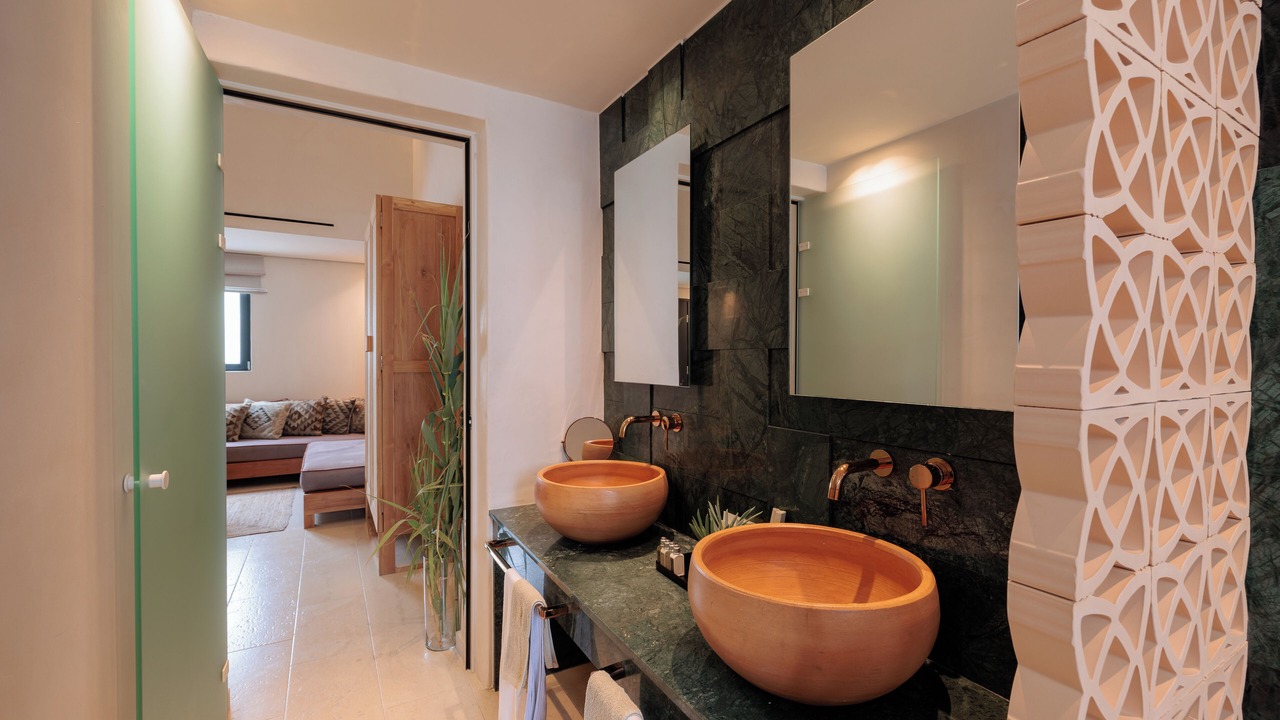 Photo of Bathroom in Drafaki