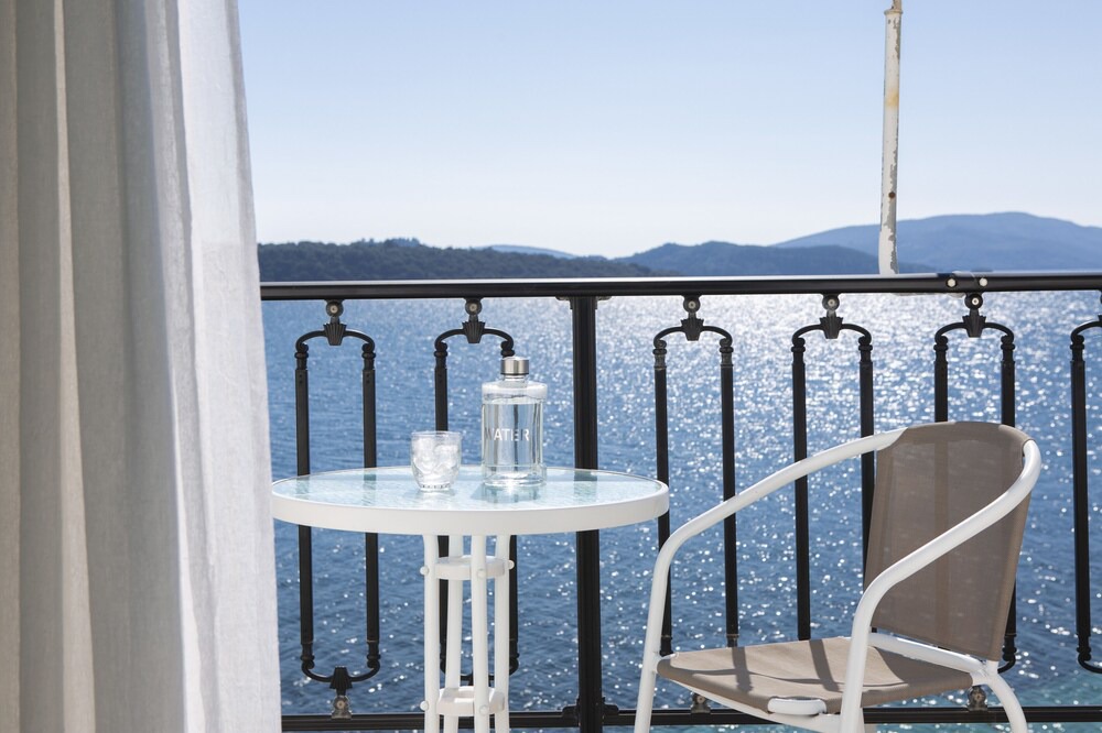 Photo of Patio Balcony in Perigiali