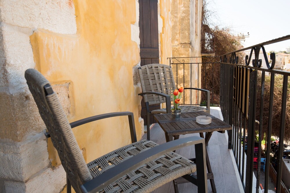 Photo of Patio Balcony in Platanias Town
