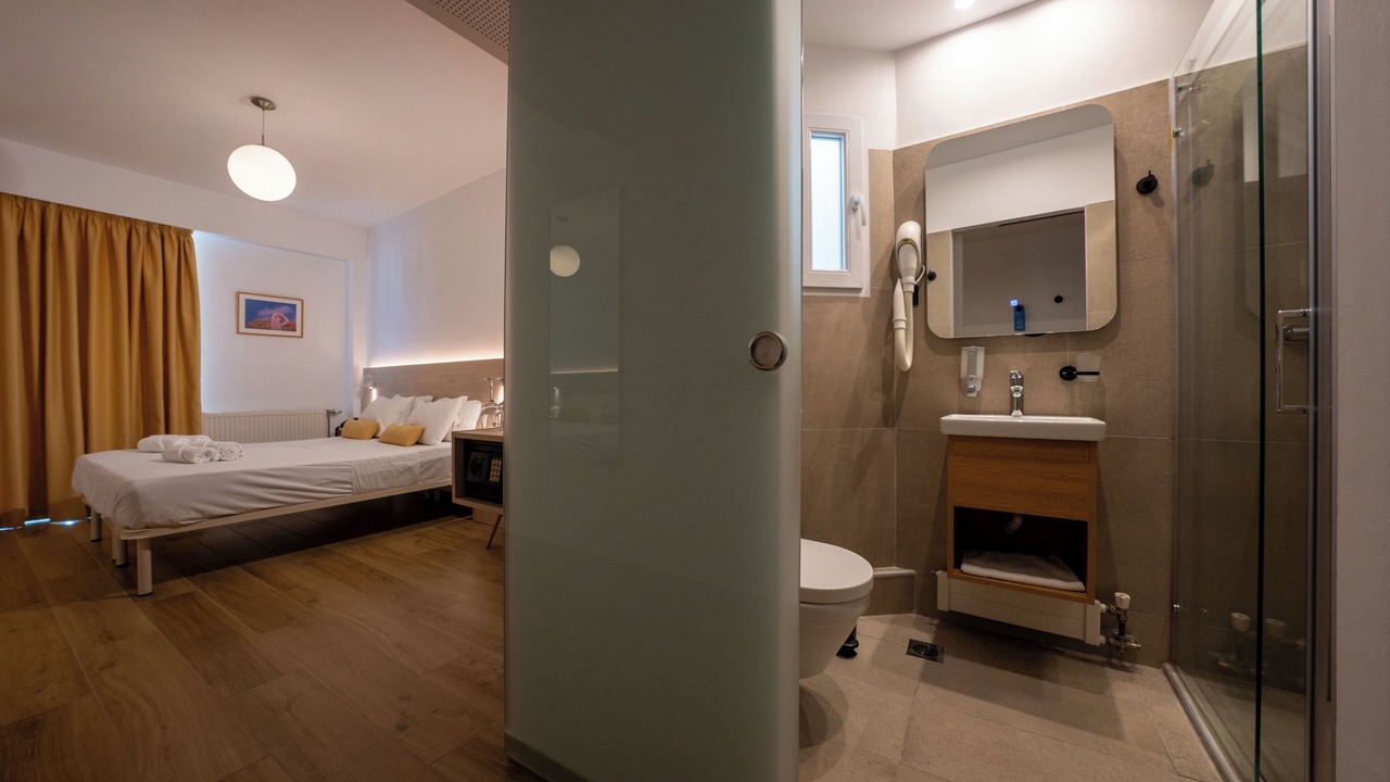 Photo of Bedroom in Kamena Vourla