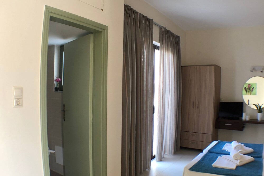 Photo of Bedroom in Platanes