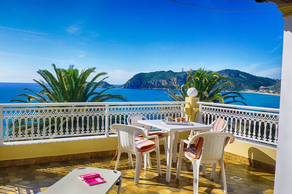 Photo of Patio Balcony in Agios Georgios Pagon