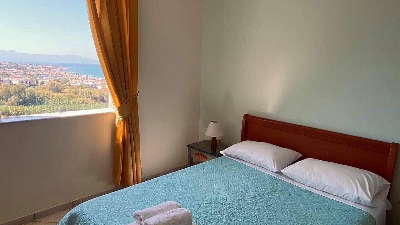 Photo of Bedroom in Kato Stalos