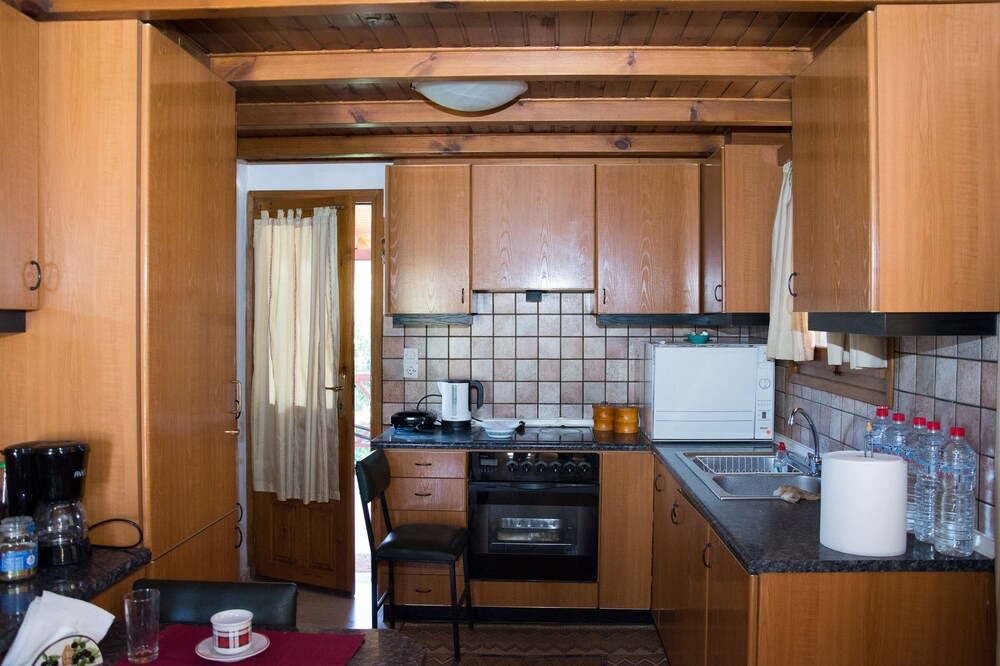 Photo of Kitchen in Kokkini Chani