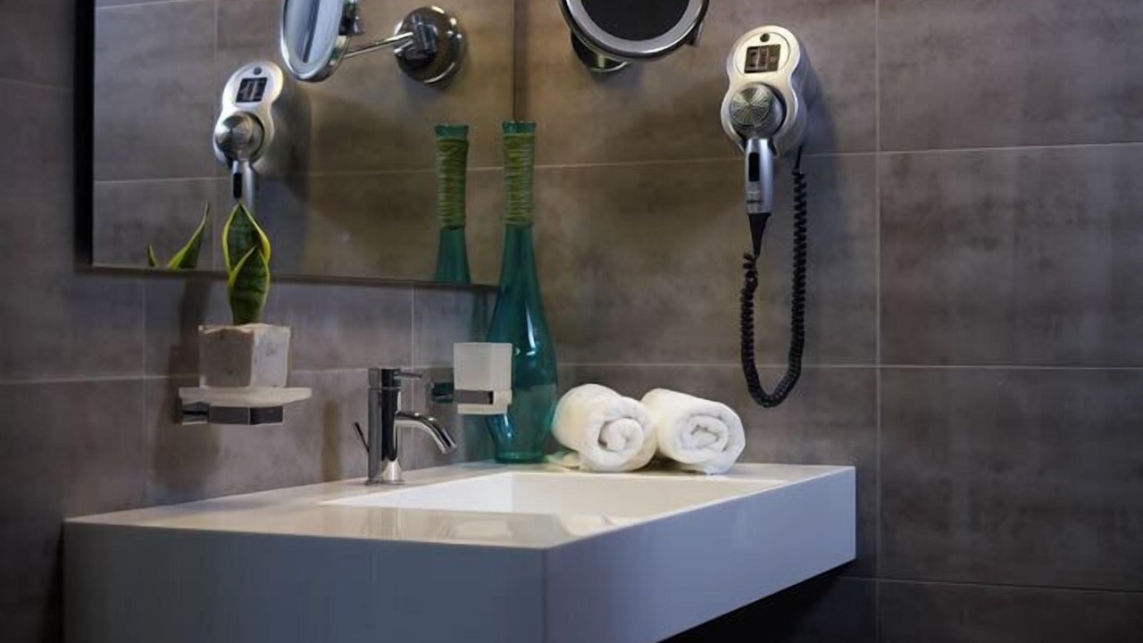 Photo of Bathroom in Skala
