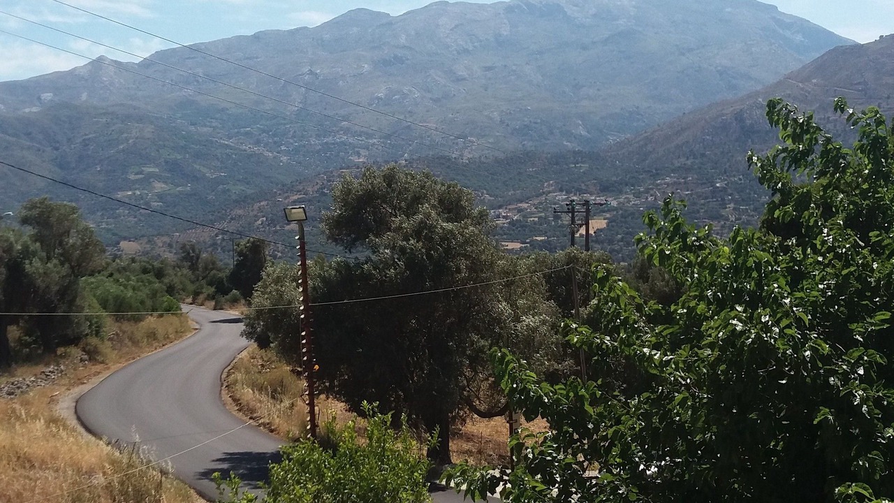 Photo of Others in Fourfouras
