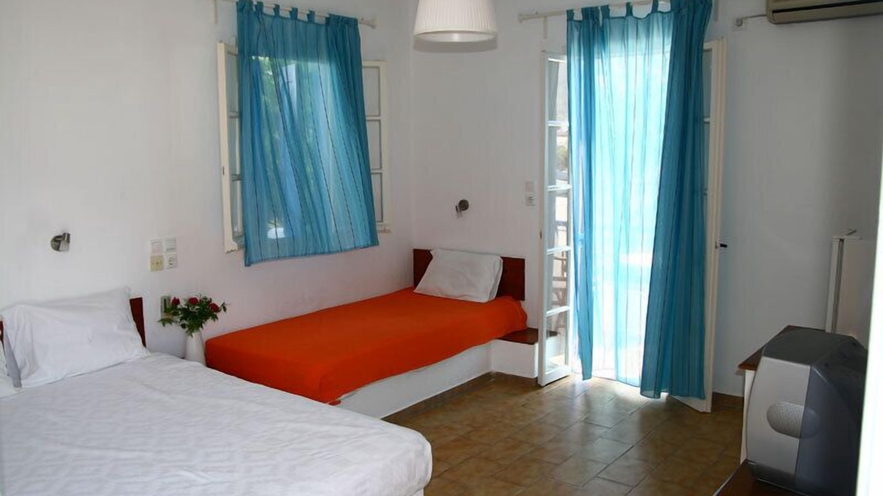 Photo of Bedroom in Katapola