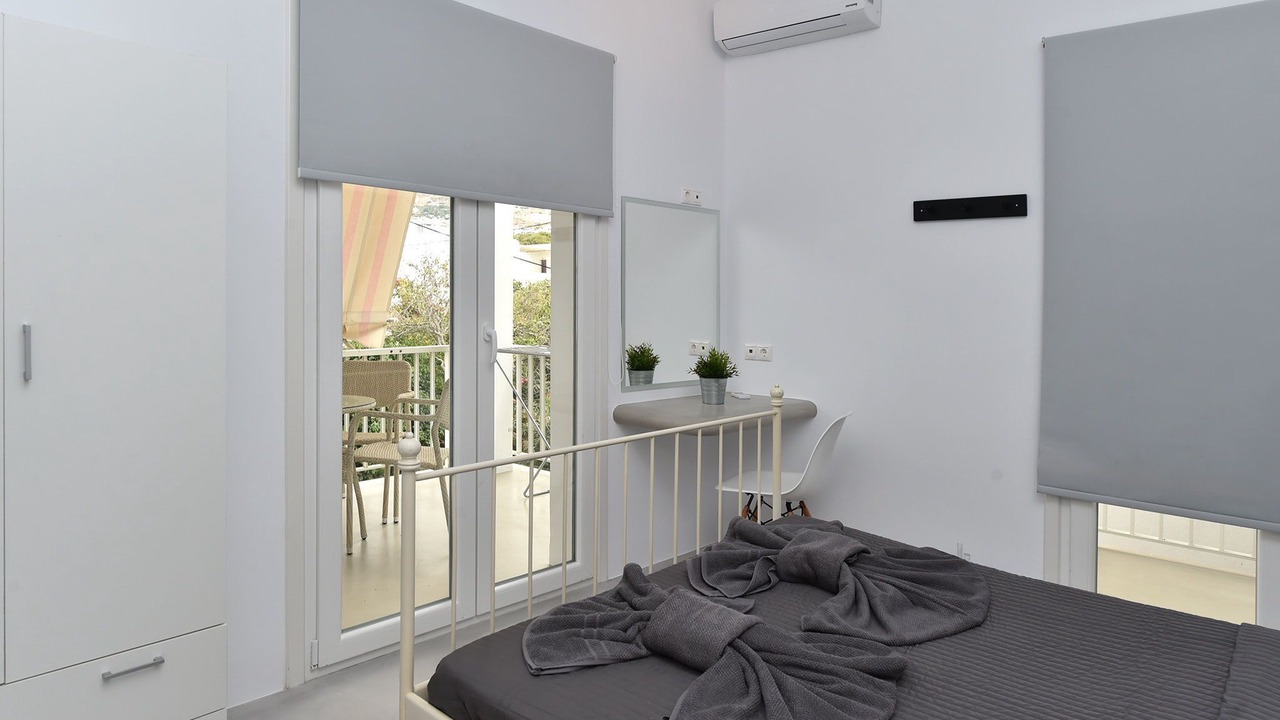 Photo of Bedroom in Parikia