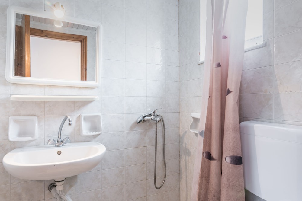 Photo of Bathroom in Katastari