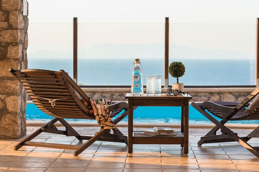 Photo of Patio Balcony in Theologos