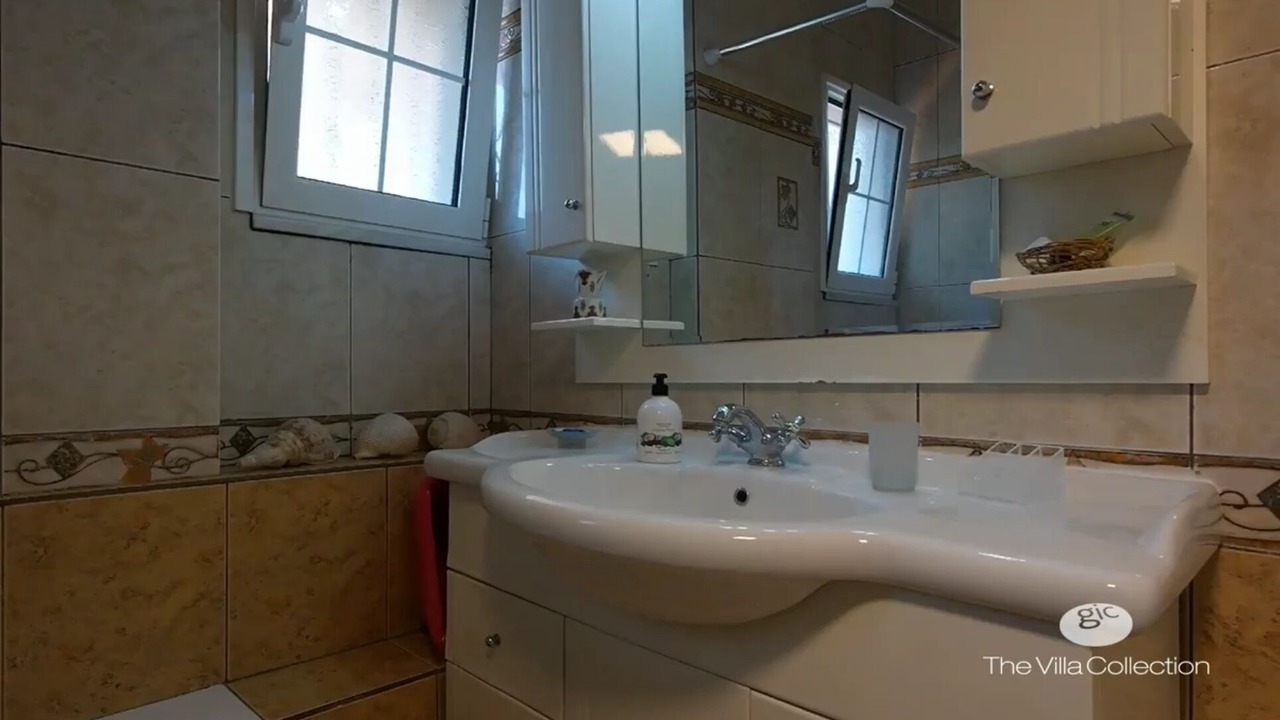 Photo of Bathroom in Chalikounas