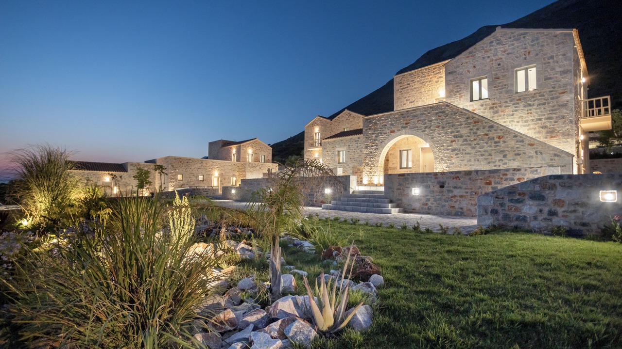 Photo of Outdoor in Omales