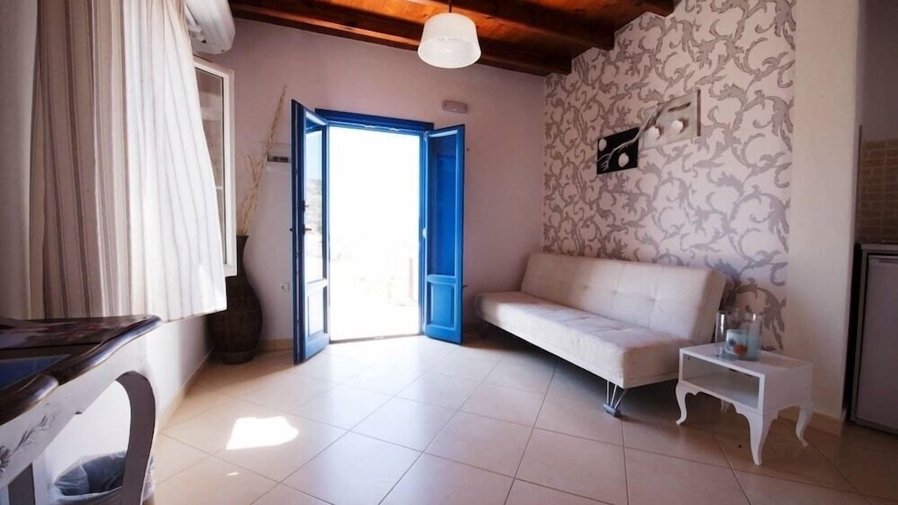 Photo of Livingroom in Katapola