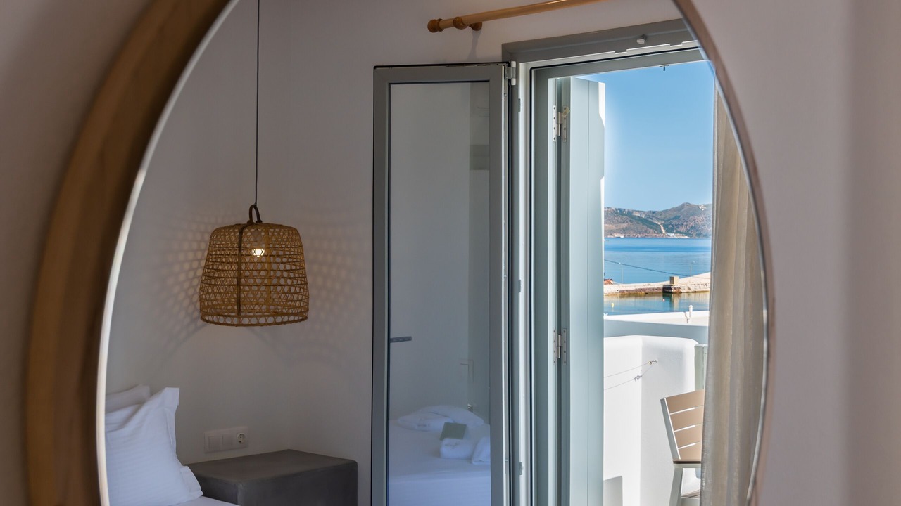 Photo of Bedroom in Adamas