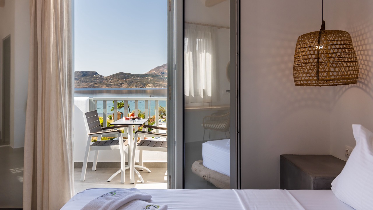 Photo of Bedroom in Adamas