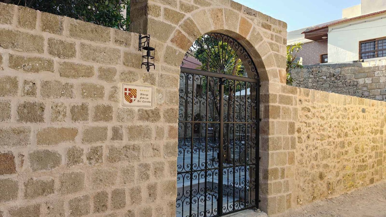 Photo of Bedroom in Rhodes Old Town
