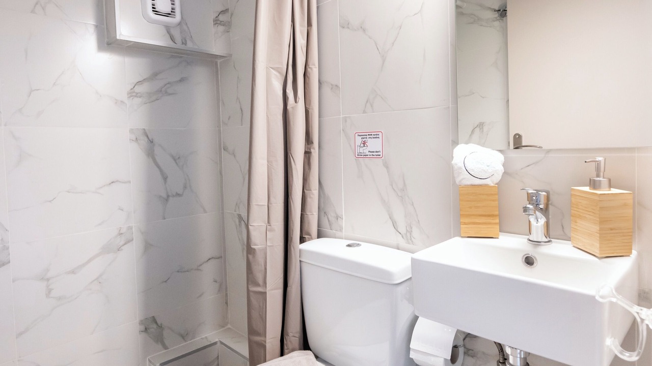 Photo of Bathroom in Perigiali