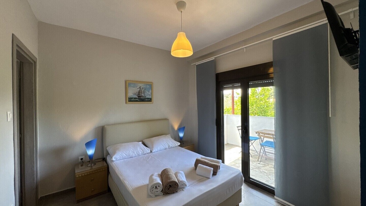 Photo of Outdoor in Metamorfosi