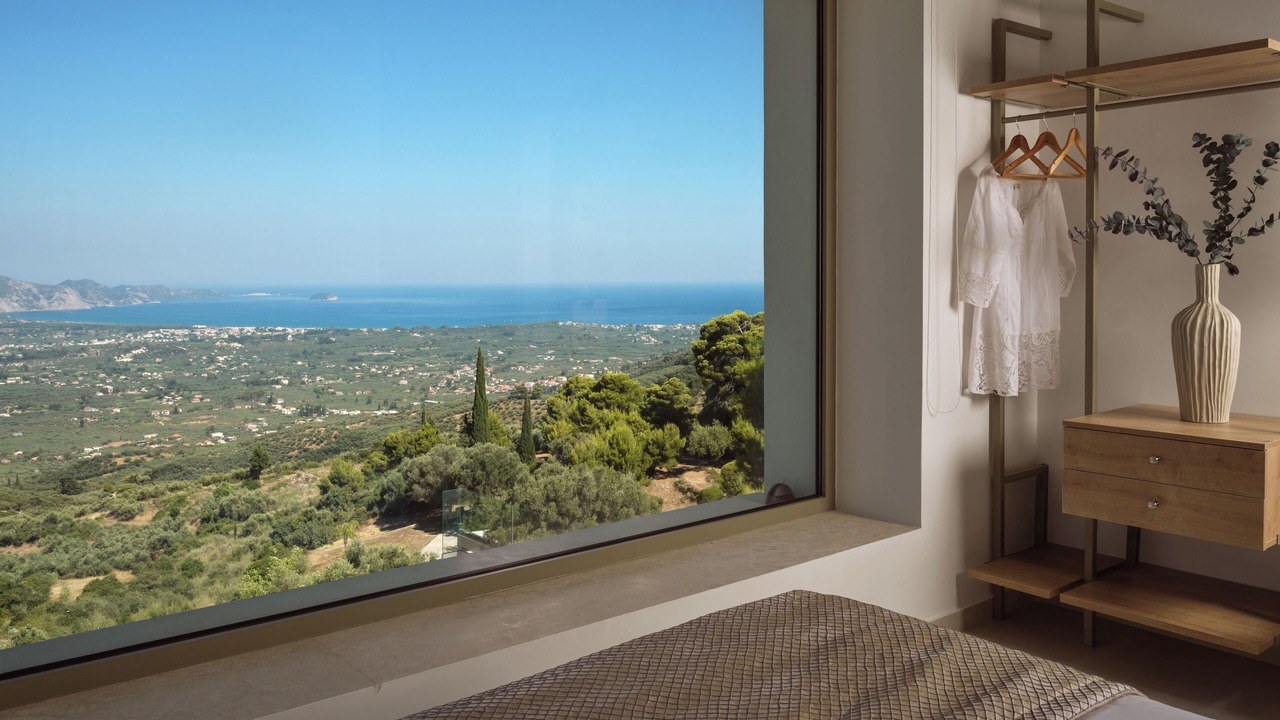 Photo of Bedroom in Romirion