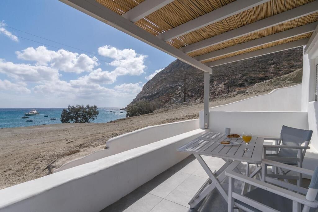 Photo of Others in Milos