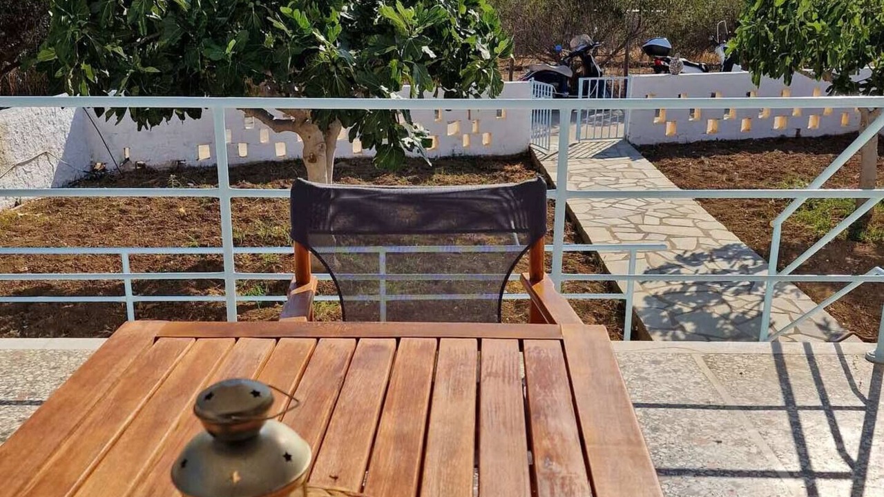 Photo of Outdoor in Kini