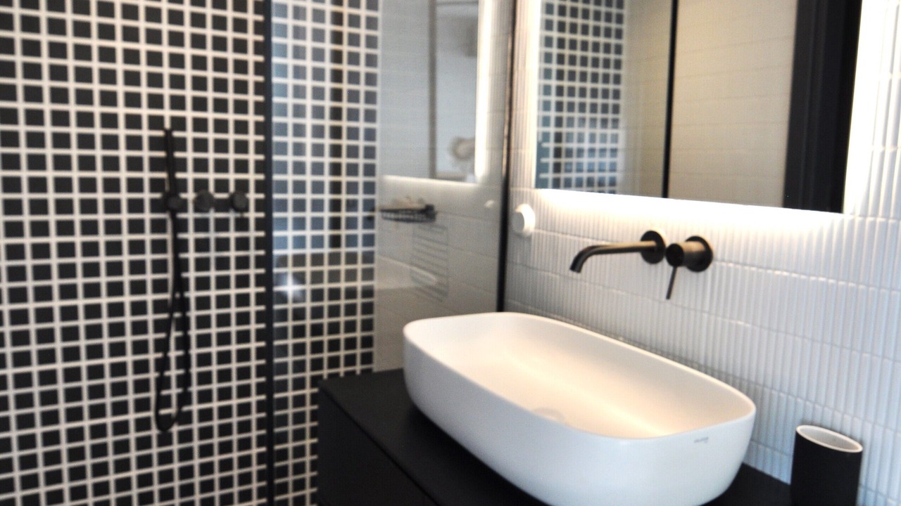 Photo of Bathroom in Ladadika