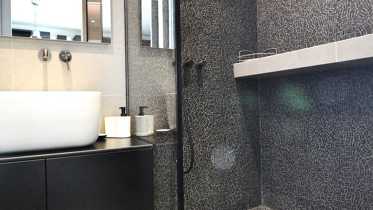 Photo of Bathroom in Ladadika