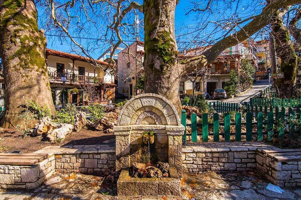 Photo of Outdoor in Eptalofos