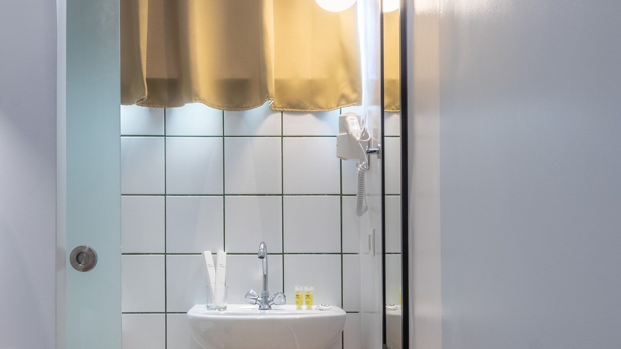 Photo of Bathroom in Mets