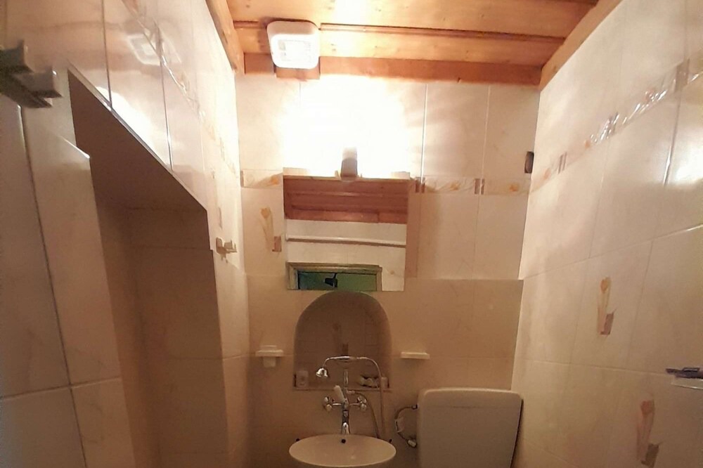 Photo of Bathroom in Makrynitsa