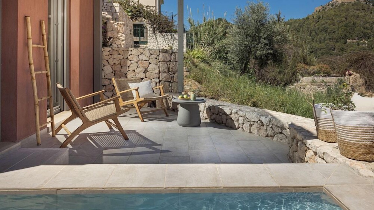 Photo of Outdoor in Frourion