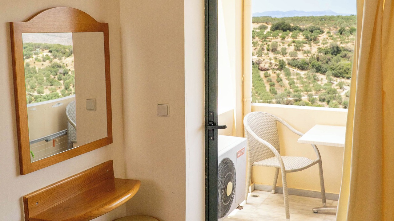 Photo of Bedroom in Stalos