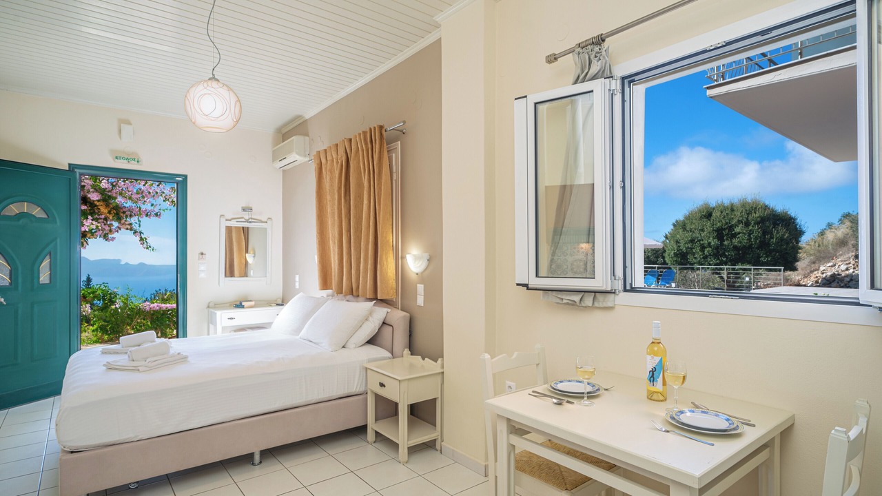 Photo of Bedroom in Mesovounia