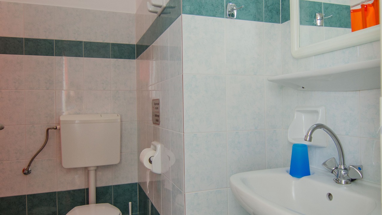 Photo of Bathroom in Ios Town