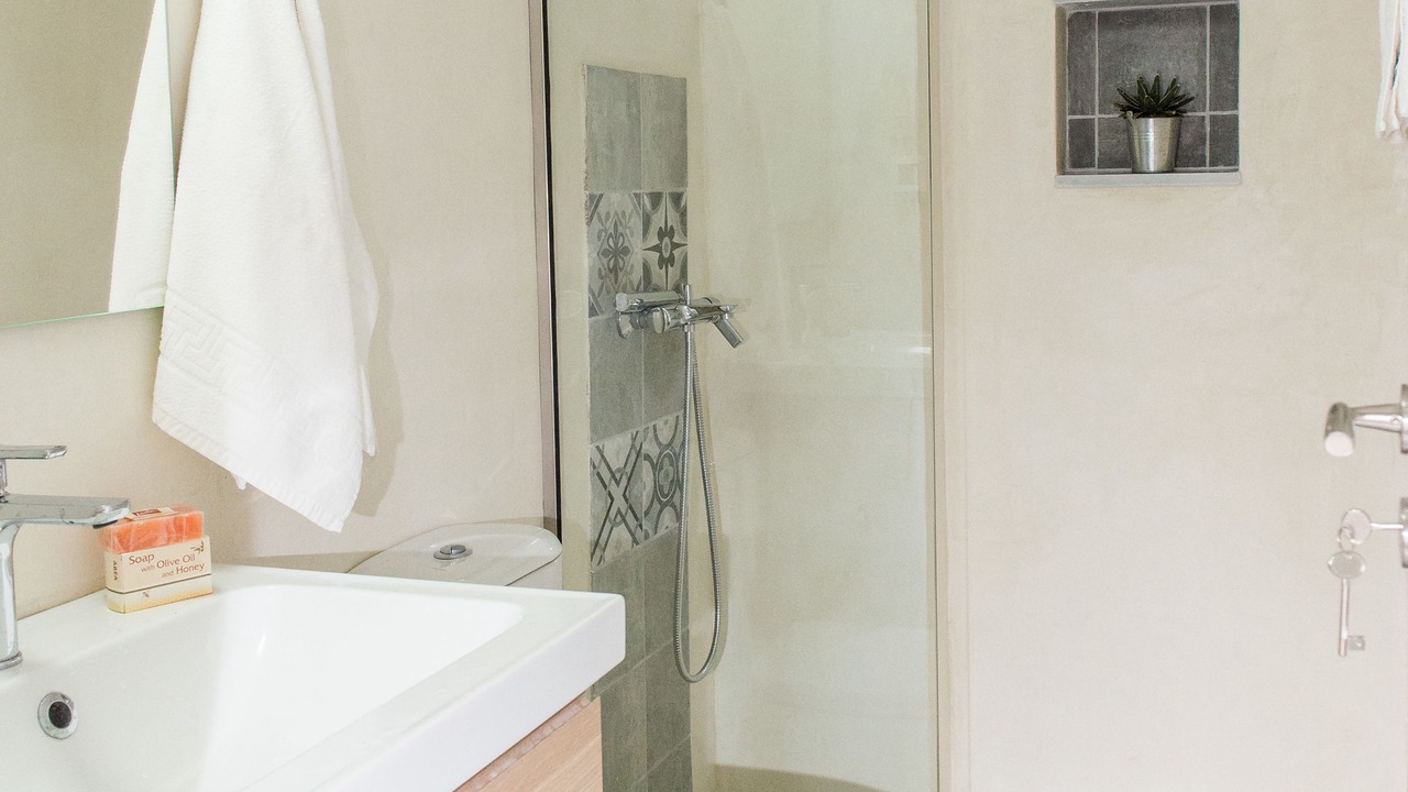 Photo of Bathroom in Agios Nikolaos Town