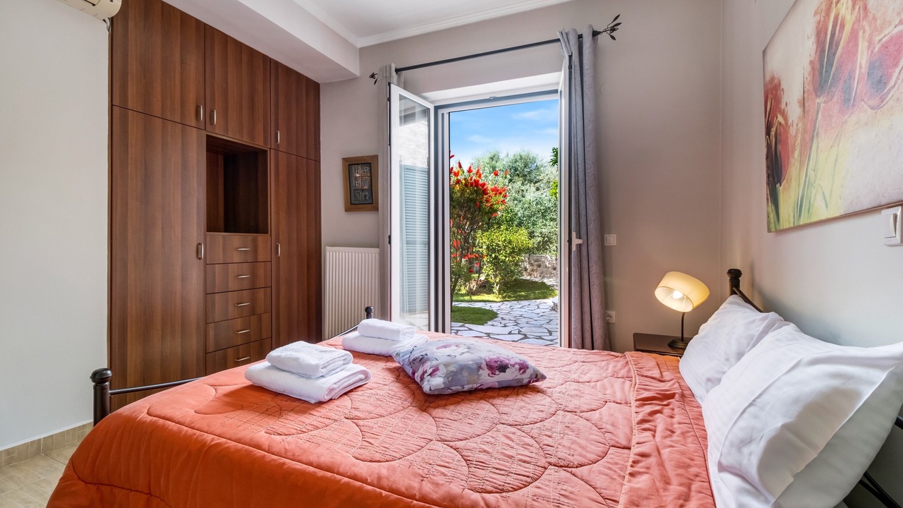 Photo of Bedroom in Tsoukaladhes
