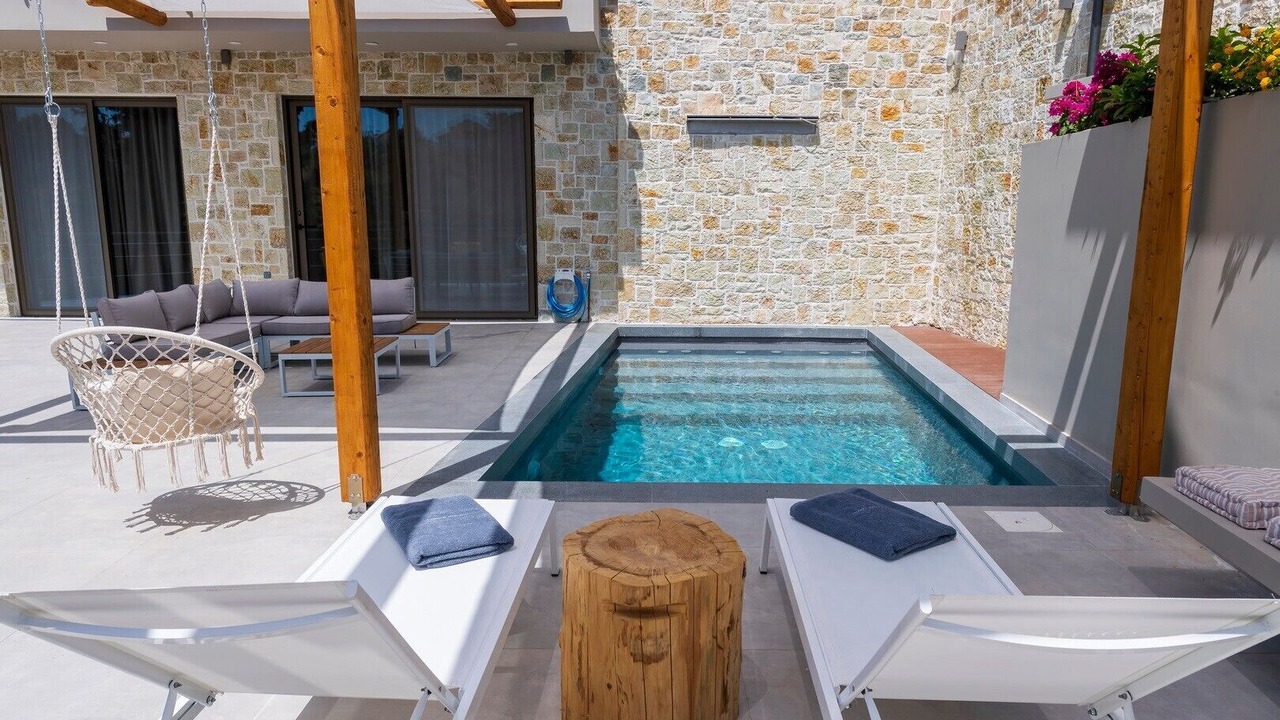 Photo of Outdoor in Katomerion