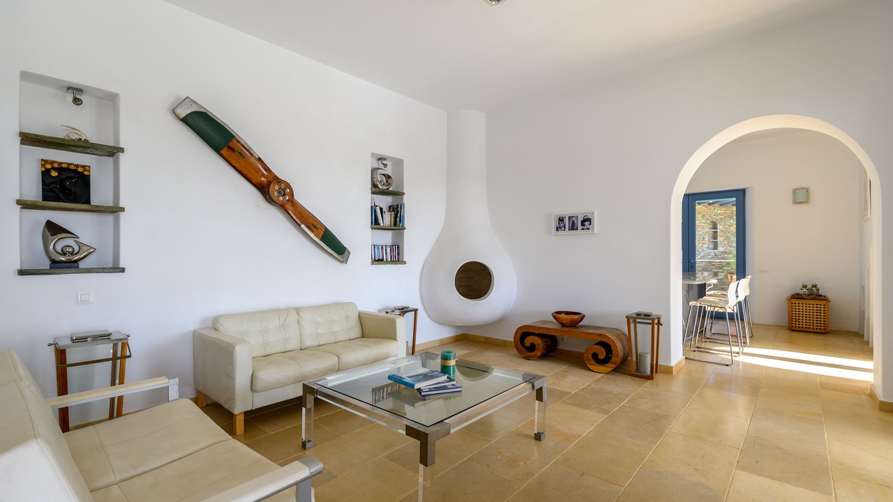 Photo of Livingroom in Andros