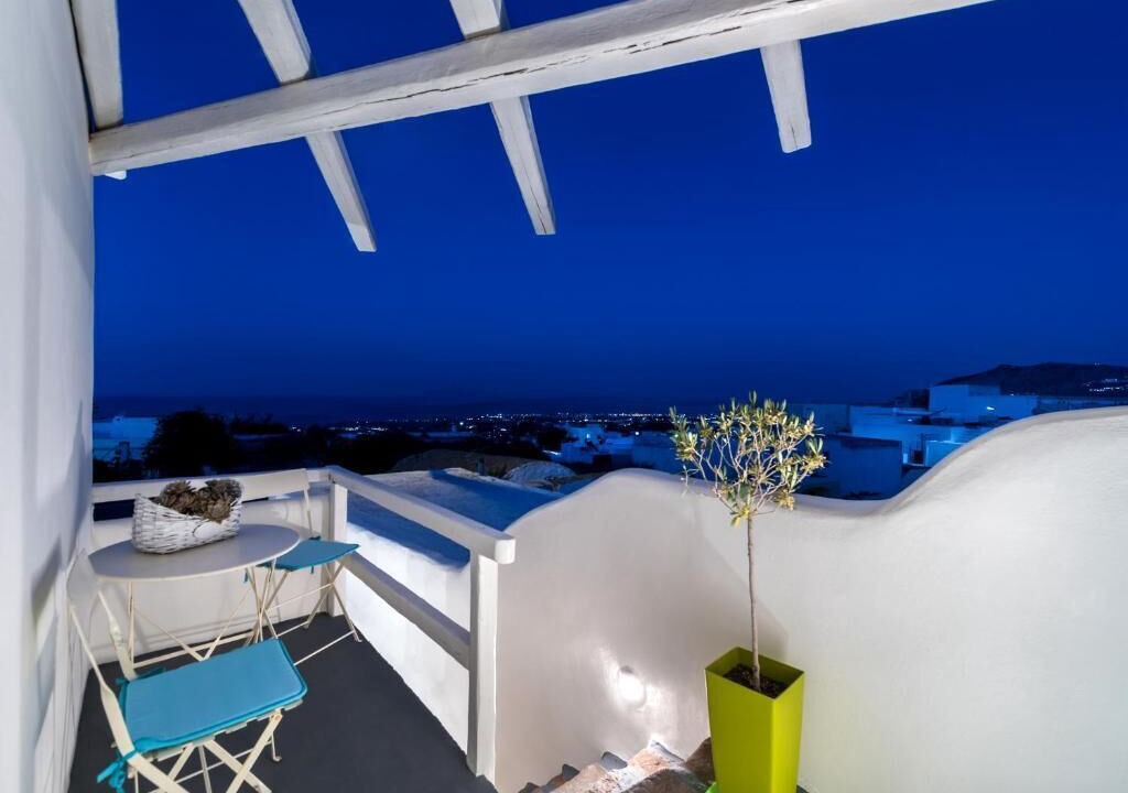Photo of Outdoor in Fira