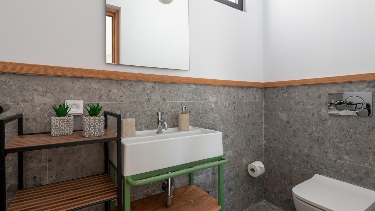 Photo of Bathroom in Ialyssos