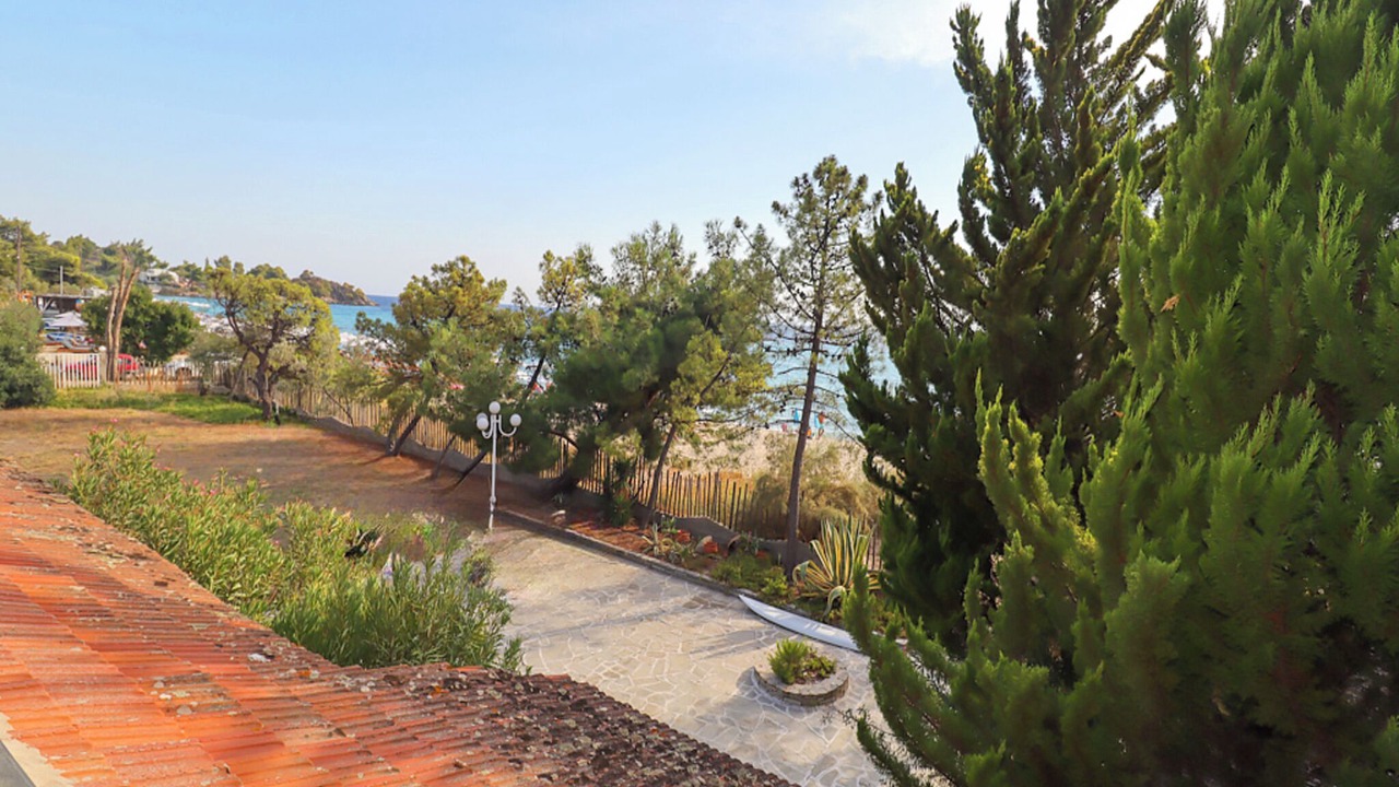 Photo of Outdoor in Elia
