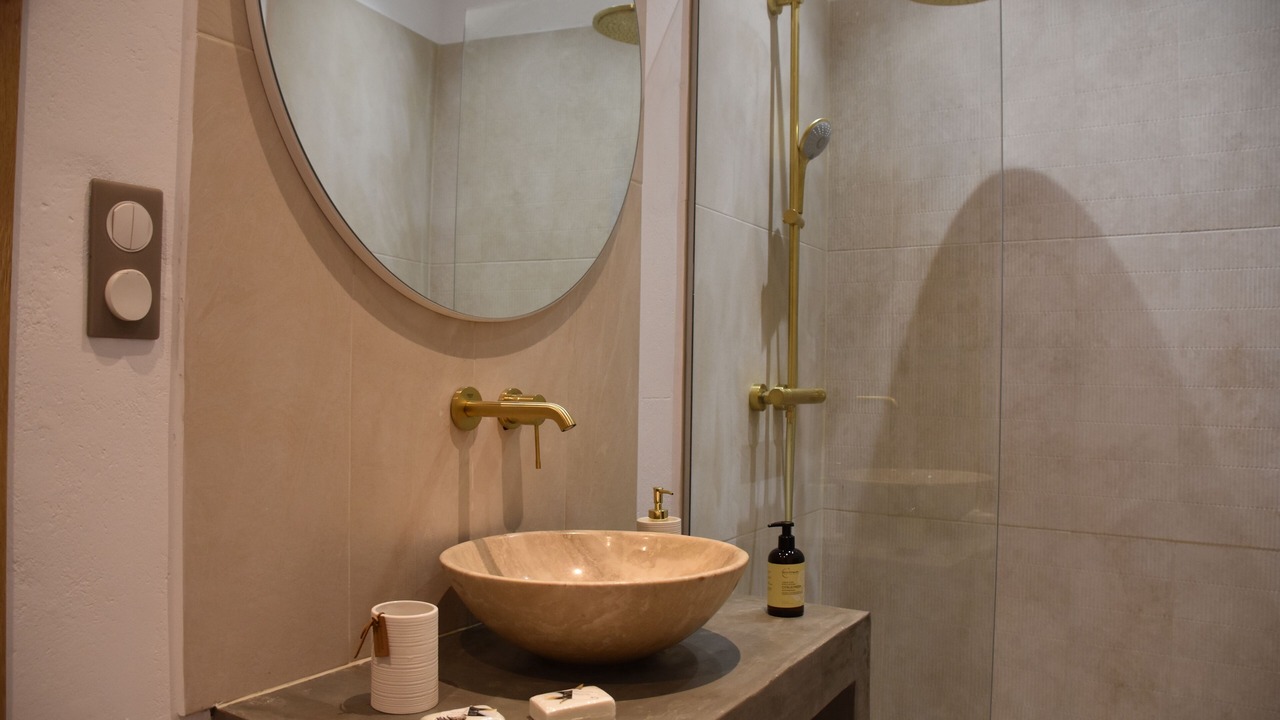 Photo of Bathroom in Douliana